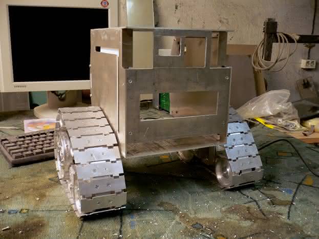 wall-e-computer-case-mod-42 wall-e-computer-case-mod-42